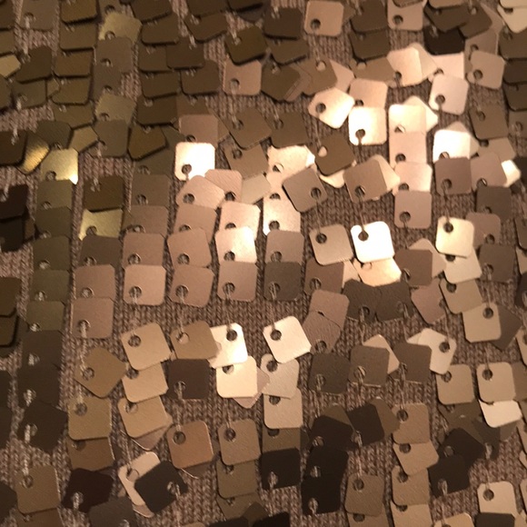 Dress - Picture 7 of 8